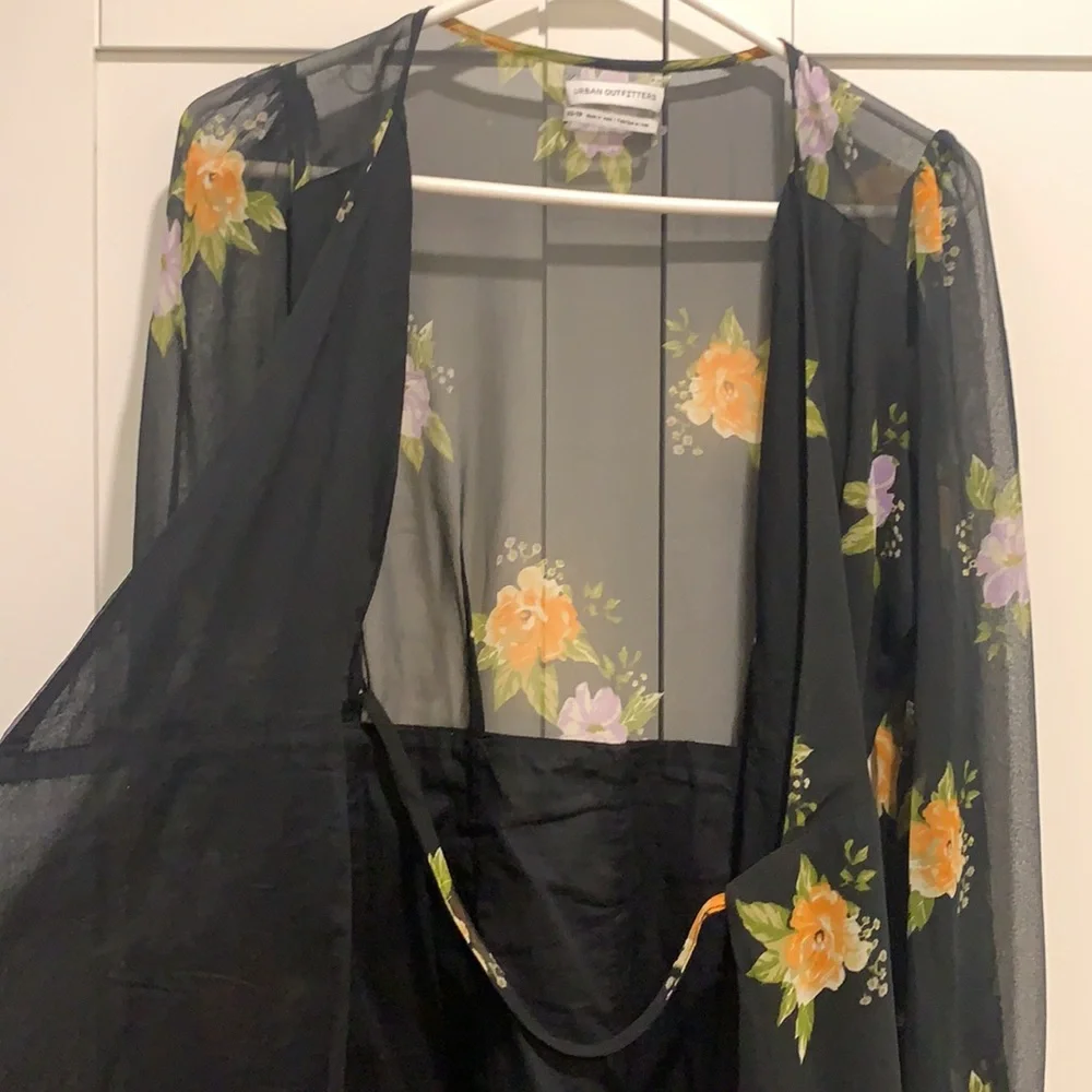 Urban Outfitters Wrap Dress with Floral Print - Picture 5 of 10